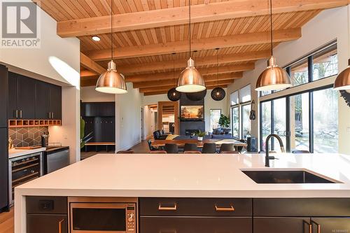 4359 Camco Rd, Courtenay, BC - Indoor Photo Showing Kitchen With Upgraded Kitchen