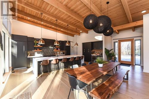 4359 Camco Rd, Courtenay, BC - Indoor Photo Showing Dining Room