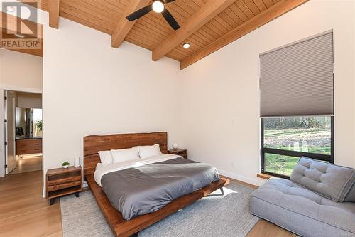 4359 Camco Rd, Courtenay, BC - Indoor Photo Showing Bedroom