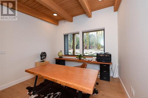 4359 Camco Rd, Courtenay, BC - Indoor Photo Showing Office