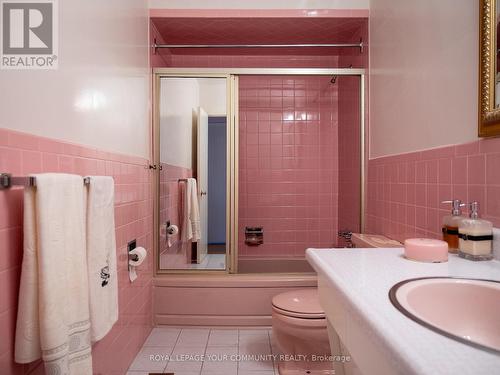 52 Magellan Drive, Toronto, ON - Indoor Photo Showing Bathroom