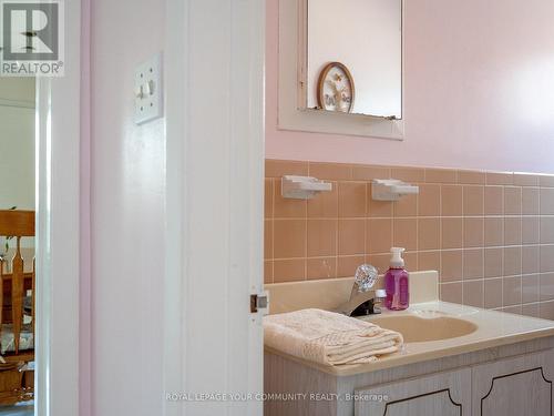 52 Magellan Drive, Toronto, ON - Indoor Photo Showing Bathroom