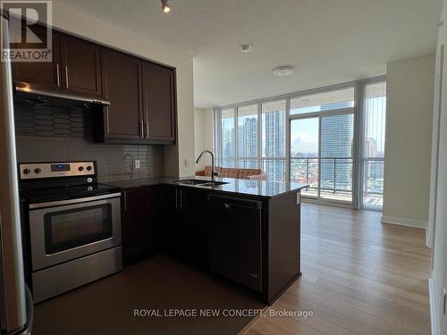 2209 - 3975 Grand Park Drive, Mississauga, ON - Indoor Photo Showing Kitchen With Upgraded Kitchen