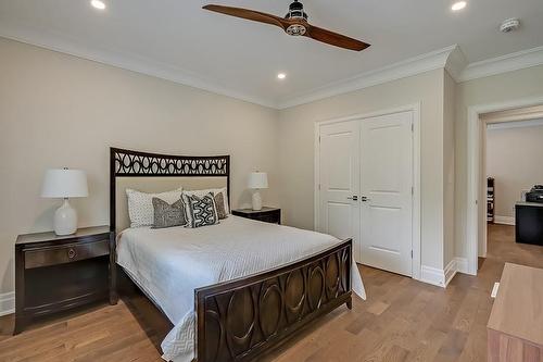 513 Woodview Road, Burlington, ON - Indoor Photo Showing Bedroom