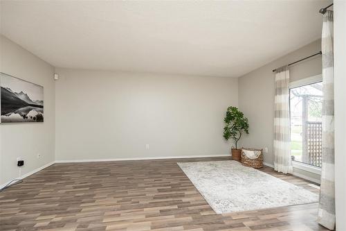 6 210 Goulet Street, Winnipeg, MB - Indoor Photo Showing Other Room