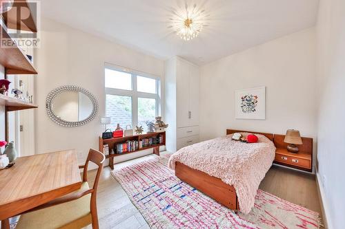 313 Rosewell Avenue, Toronto, ON - Indoor Photo Showing Bedroom