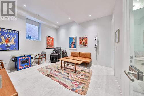 313 Rosewell Avenue, Toronto, ON - Indoor