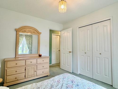 2411 2Nd Street N, Cranbrook, BC - Indoor Photo Showing Bedroom