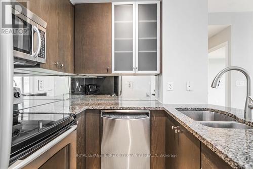 1702 - 18 Yorkville Avenue, Toronto, ON - Indoor Photo Showing Kitchen With Double Sink With Upgraded Kitchen