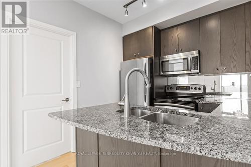 1702 - 18 Yorkville Avenue, Toronto, ON - Indoor Photo Showing Kitchen With Double Sink With Upgraded Kitchen