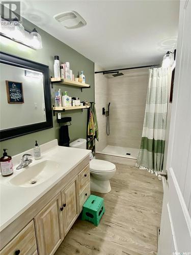 104 3Rd Street E, Choiceland, SK - Indoor Photo Showing Bathroom