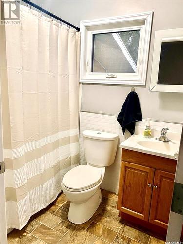 104 3Rd Street E, Choiceland, SK - Indoor Photo Showing Bathroom