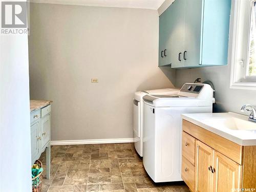 104 3Rd Street E, Choiceland, SK - Indoor Photo Showing Laundry Room