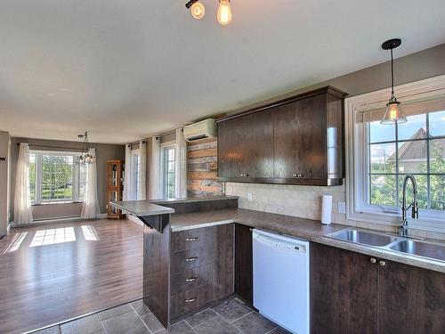 Overall view - 262 Sent. Des Fougères, Val-D'Or, QC - Indoor Photo Showing Kitchen With Double Sink