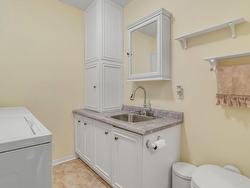 Powder room - 