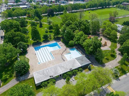 Ã proximitÃ© - 9940  - 9944 Av. De Lorimier, Montréal (Ahuntsic-Cartierville), QC - Outdoor With In Ground Pool With View