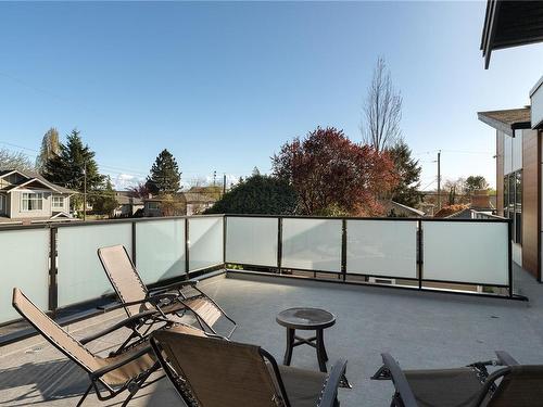 912 Dale St, Saanich, BC - Outdoor