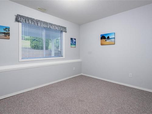 1625 Swan Cres, Courtenay, BC - Indoor Photo Showing Other Room