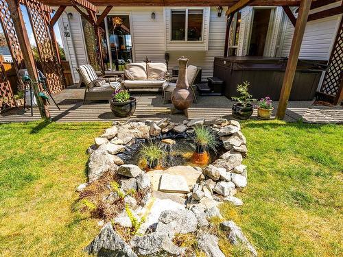 1669 Swan Cres, Courtenay, BC - Outdoor With Deck Patio Veranda