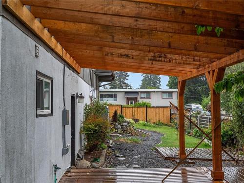 2067 Forest Dr, Nanaimo, BC - Outdoor With Exterior