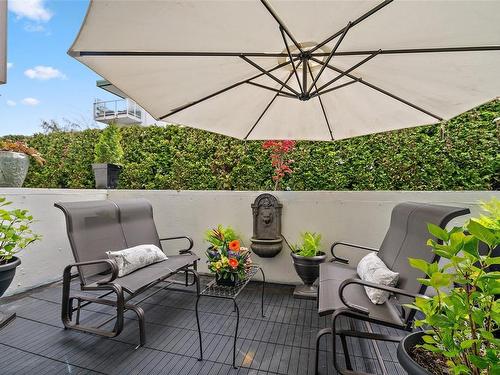 106-1031 Burdett Ave, Victoria, BC - Outdoor With Deck Patio Veranda