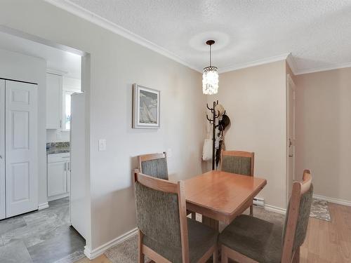 41-25 Pryde Ave, Nanaimo, BC - Indoor Photo Showing Dining Room