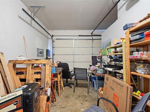 1639 Elise Close, Sooke, BC - Indoor Photo Showing Garage