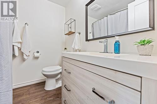 D - 502 Grey Street, Brantford, ON - Indoor Photo Showing Bathroom