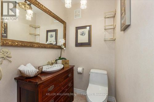 38 Lyons Lane, Georgina, ON - Indoor Photo Showing Bathroom