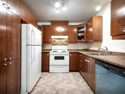 Kitchen - 104-2150 Av. Hingston, Montréal (Côte-Des-Neiges/Notre-Dame-De-Grâce), QC - Indoor Photo Showing Kitchen