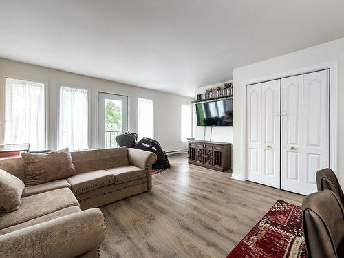 Salle Ã  manger - 104-2150 Av. Hingston, Montréal (Côte-Des-Neiges/Notre-Dame-De-Grâce), QC - Indoor Photo Showing Living Room