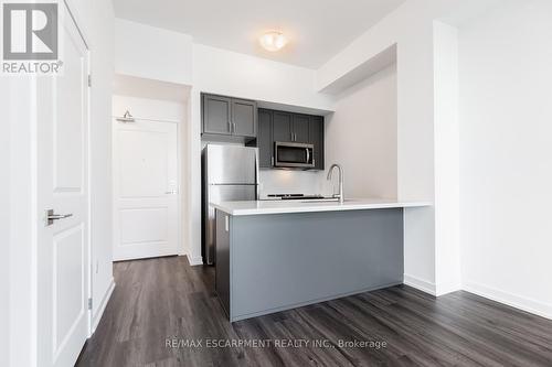 510 - 470 Dundas Street E, Hamilton, ON - Indoor Photo Showing Kitchen