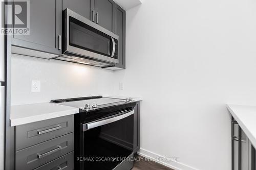 510 - 470 Dundas Street E, Hamilton, ON - Indoor Photo Showing Kitchen