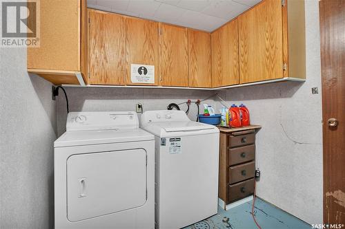 2530 Cumberland Avenue S, Saskatoon, SK - Indoor Photo Showing Laundry Room