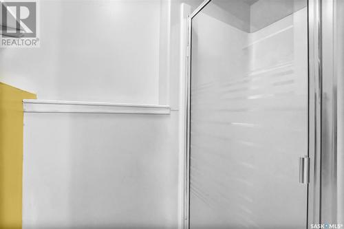 207 Sumner Crescent, Saskatoon, SK - Indoor Photo Showing Bathroom