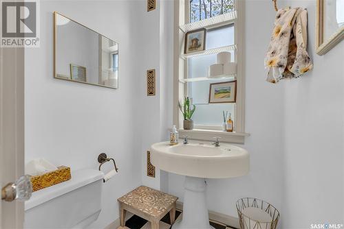 1391 97Th Street, North Battleford, SK - Indoor Photo Showing Bathroom