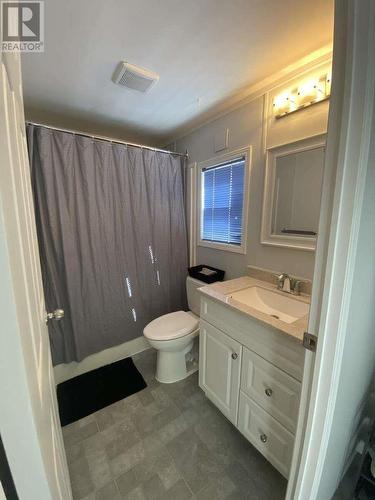 2975 Greenforest Crescent, Prince George, BC - Indoor Photo Showing Bathroom