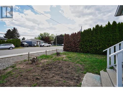 360 Hardie Road, Kelowna, BC - Outdoor