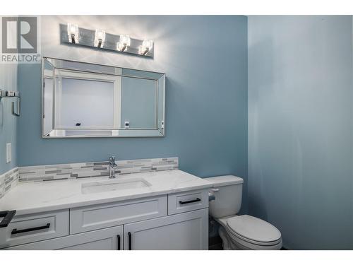 2811 Canyon Crest Drive, West Kelowna, BC - Indoor Photo Showing Bathroom