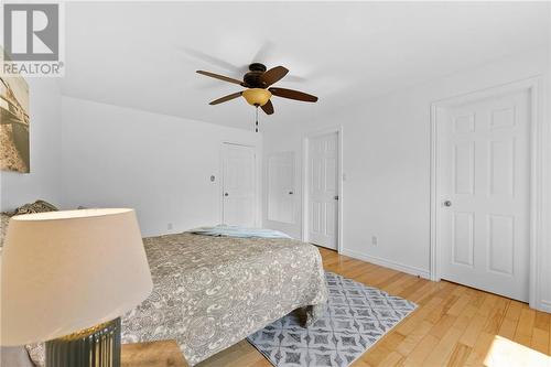 40 Blue Danube Way, Pembroke, ON - Indoor Photo Showing Bedroom