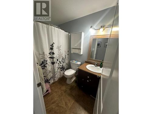 5200 41 Street, Chetwynd, BC - Indoor Photo Showing Bathroom
