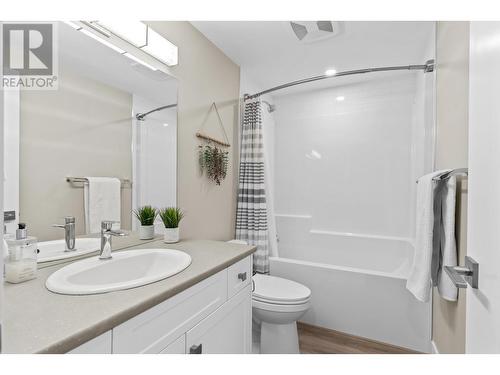 3415 Water Birch Circle, Kelowna, BC - Indoor Photo Showing Bathroom