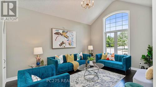 301 East Rivertrace Walk, London, ON - Indoor Photo Showing Living Room