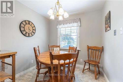 10 Jena Crescent, London, ON - Indoor Photo Showing Dining Room
