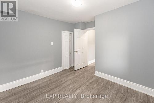 140 Gage Avenue N, Hamilton, ON - Indoor Photo Showing Other Room