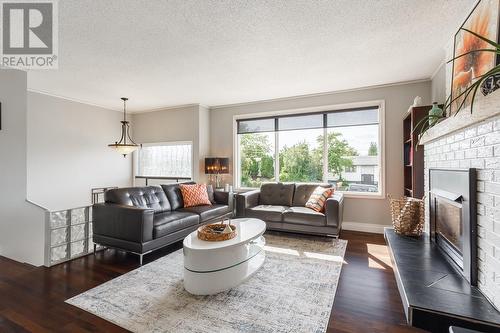 4479 Wasilow Road, Kelowna, BC - Indoor Photo Showing Living Room With Fireplace