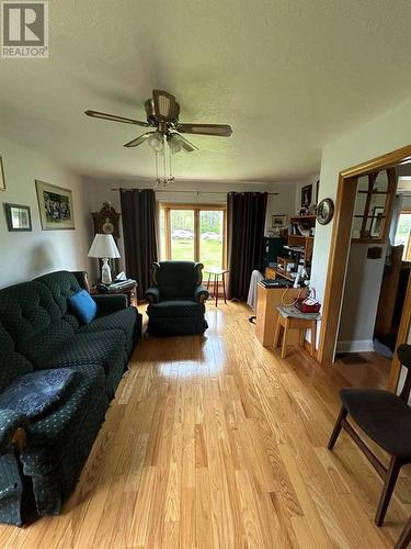 83 Pollett River Road, Petitcodiac, NB - Indoor Photo Showing Living Room