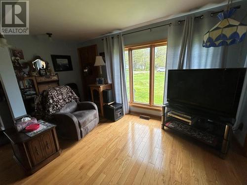 83 Pollett River Road, Petitcodiac, NB - Indoor Photo Showing Living Room