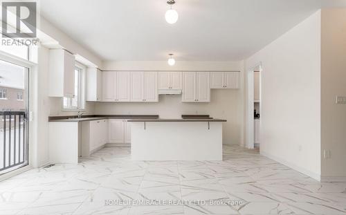 257 Chippewa Avenue N, Shelburne, ON - Indoor Photo Showing Kitchen