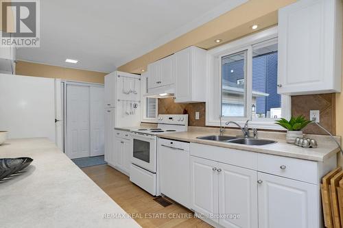 14 Millwood Road, Erin, ON - Indoor Photo Showing Kitchen With Double Sink